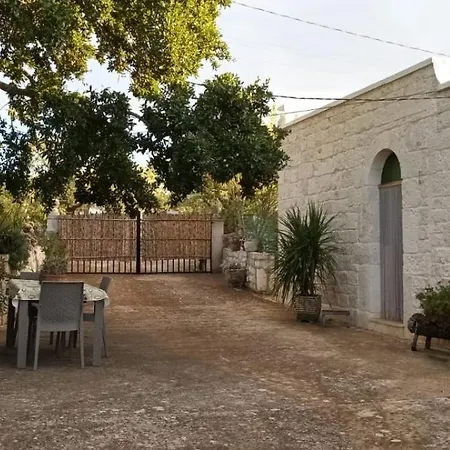 度假居 Trulli A Casedda Di Satia